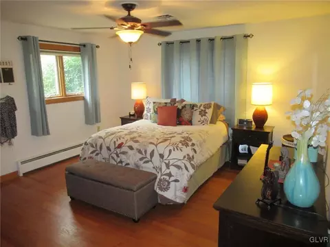 148 S 7th St, Coplay, PA 18037 photo 9