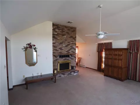 1009 Spring Rd, Andreas, PA 18211 photo 7