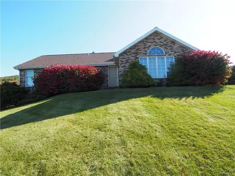 1009 Spring Rd, Andreas, PA 18211 photo 1
