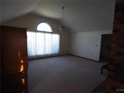 1009 Spring Rd, Andreas, PA 18211 photo 6