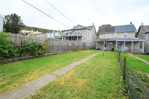 723 E 6th St, Bethlehem, PA 18015 photo 33