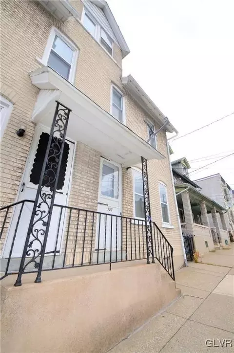 723 E 6th St, Bethlehem, PA 18015 photo 2