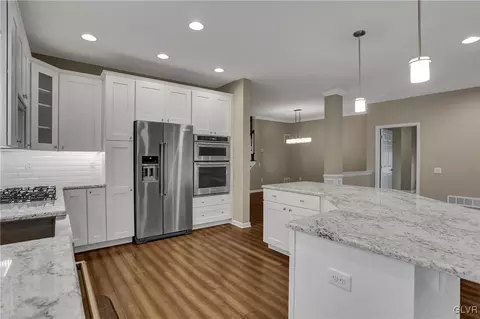 1079 Declaration Dr, Bethlehem, PA 18017 photo 20