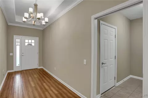 1079 Declaration Dr, Bethlehem, PA 18017 photo 4