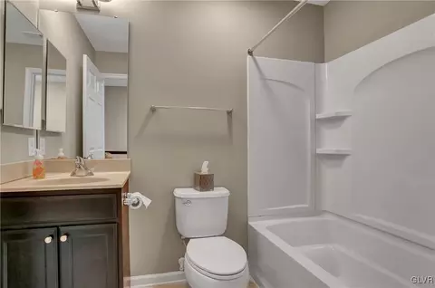 1079 Declaration Dr, Bethlehem, PA 18017 photo 34