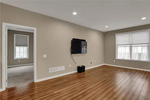 1079 Declaration Dr, Bethlehem, PA 18017 photo 21