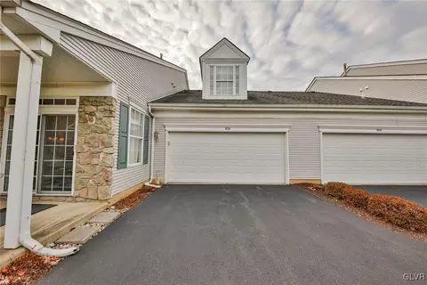 1852 Gregory Pl, Hellertown, PA 18055 photo 20