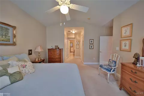 1852 Gregory Pl, Hellertown, PA 18055 photo 13