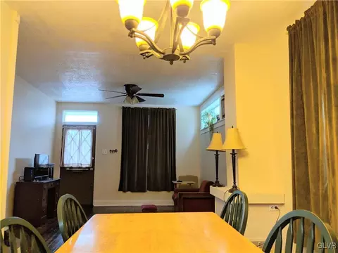 138 E Raspberry St, Bethlehem, PA 18018 photo 5