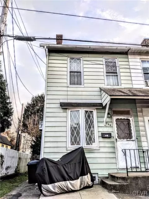 138 E Raspberry St, Bethlehem, PA 18018 photo 2