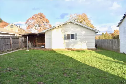52 Andreas Rd, Andreas, PA 18211 photo 5