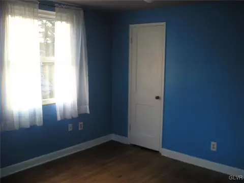 923 Evergreen St, Emmaus, PA 18049 photo 27