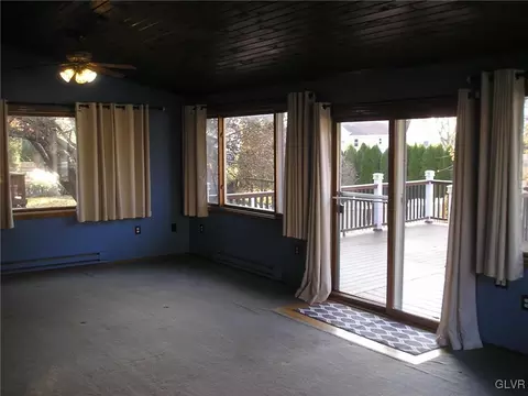 923 Evergreen St, Emmaus, PA 18049 photo 19