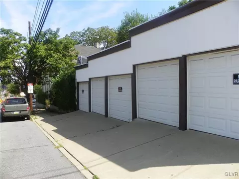 902 E 5th St, Bethlehem, PA 18015 photo 13