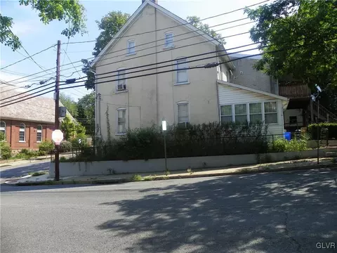 902 E 5th St, Bethlehem, PA 18015 photo 22