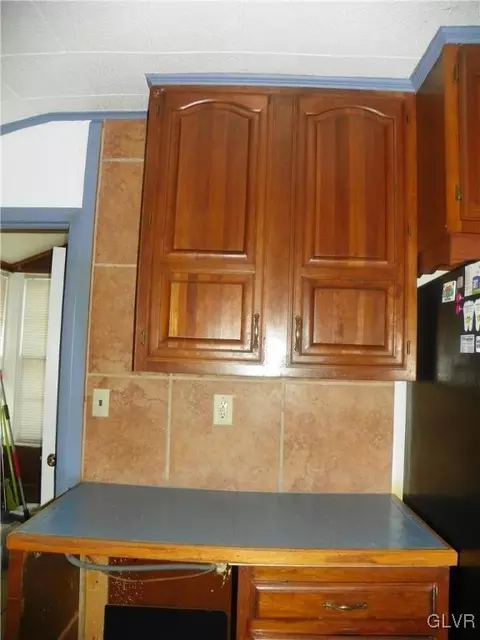 902 E 5th St, Bethlehem, PA 18015 photo 3