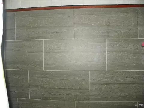 902 E 5th St, Bethlehem, PA 18015 photo 8