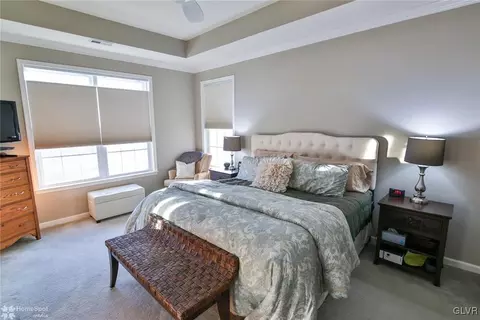 1075 Declaration Dr, Bethlehem, PA 18017 photo 10