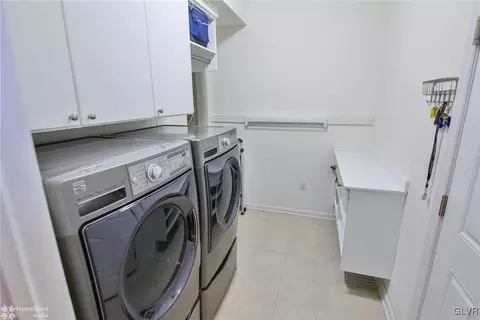 1075 Declaration Dr, Bethlehem, PA 18017 photo 15