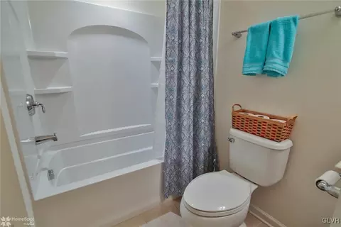 1075 Declaration Dr, Bethlehem, PA 18017 photo 19