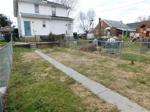 823 5th St, Fullerton, PA 18052 photo 6