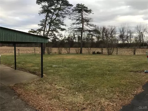 7152 Beth Bath Pike, Bath, PA 18014 photo 3
