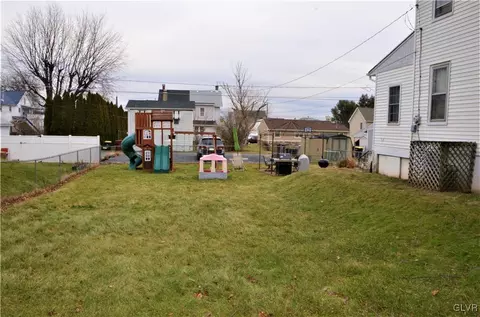 825 5th St, Fullerton, PA 18052 photo 33