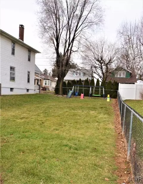 825 5th St, Fullerton, PA 18052 photo 31