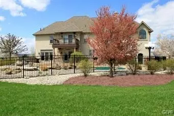 226 E Dell Rd, Bath, PA 18014 photo 6