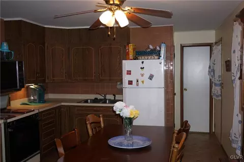 1985 Bathgate Rd, Bethlehem, PA 18018 photo 19