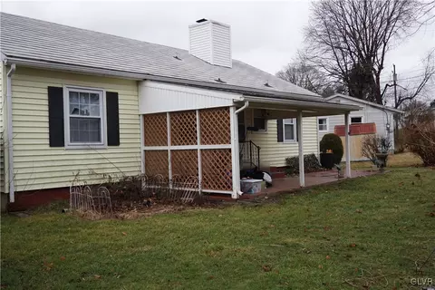 1985 Bathgate Rd, Bethlehem, PA 18018 photo 17