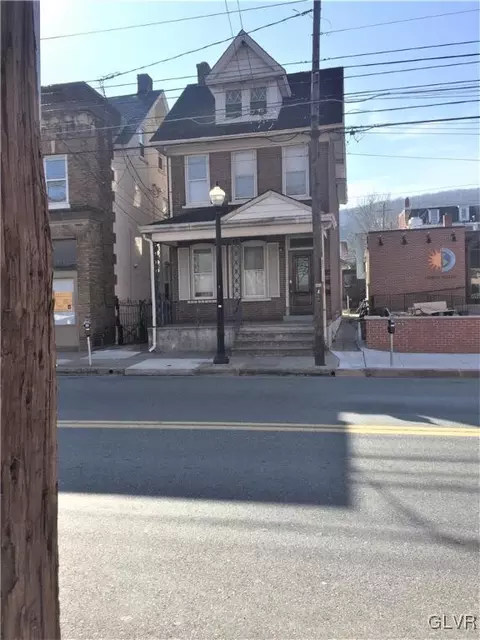 528 4th St, Bethlehem, PA 18015 photo 1