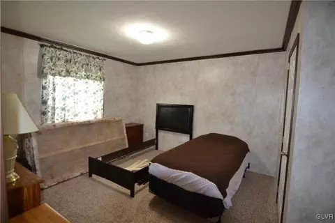 9 Springridge Ct, Bath, PA 18014 photo 7