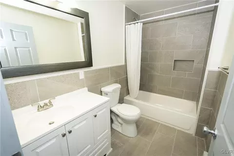 413 Buchanan St, Bethlehem, PA 18015 photo 13