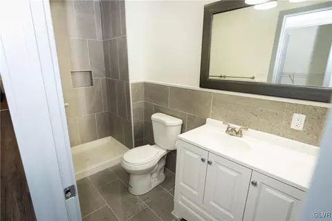 413 Buchanan St, Bethlehem, PA 18015 photo 34
