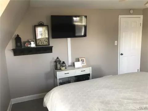 335 E Fairview St, Bethlehem, PA 18018 photo 14