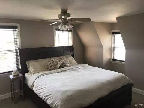 335 E Fairview St, Bethlehem, PA 18018 photo 13