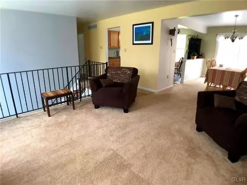 436 Rabbit Run Rd, Andreas, PA 18211 photo 4
