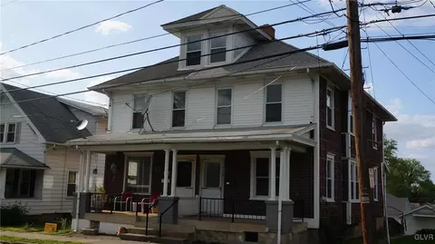 119 E High St, Hellertown, PA 18055 photo 1
