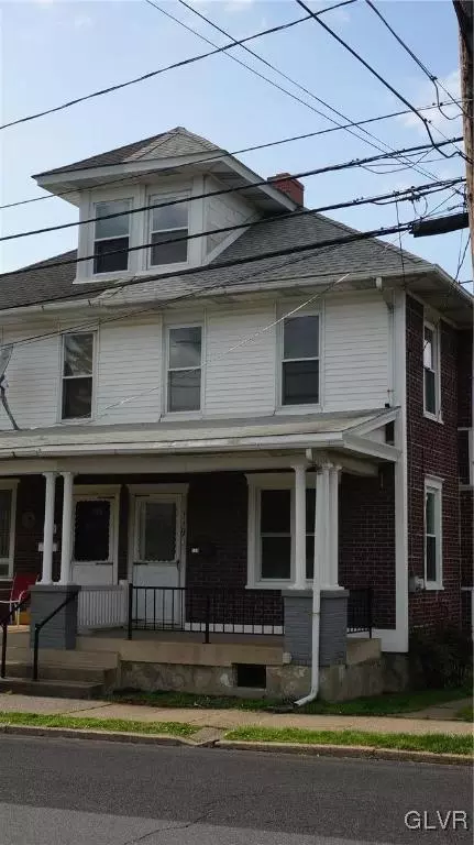 119 E High St, Hellertown, PA 18055 photo 2