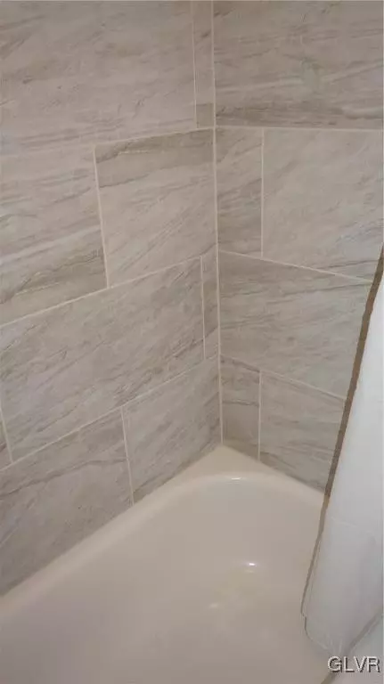 119 E High St, Hellertown, PA 18055 photo 38