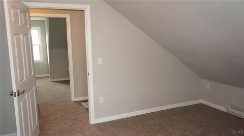 119 E High St, Hellertown, PA 18055 photo 34