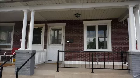 119 E High St, Hellertown, PA 18055 photo 8