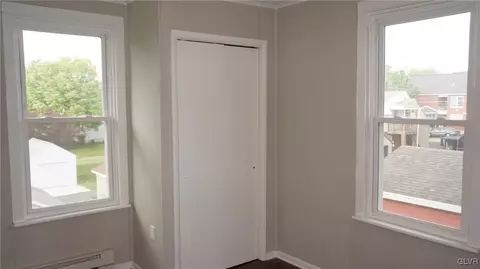 119 E High St, Hellertown, PA 18055 photo 26