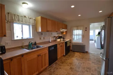 810 N Summit Rd, Moore Twp, PA 18014 photo 26