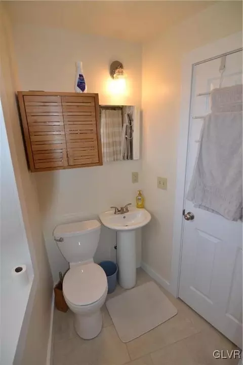 810 N Summit Rd, Moore Twp, PA 18014 photo 46