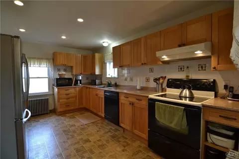 810 N Summit Rd, Moore Twp, PA 18014 photo 25