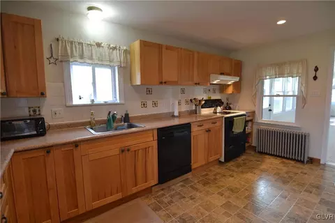 810 N Summit Rd, Moore Twp, PA 18014 photo 28
