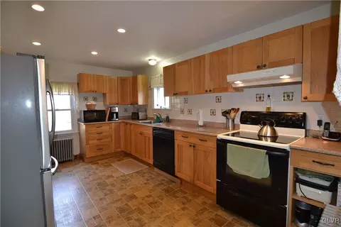 810 N Summit Rd, Moore Twp, PA 18014 photo 24