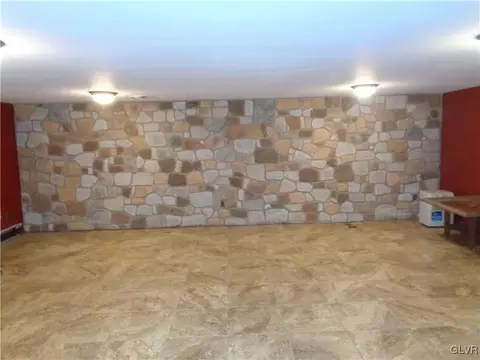 30 E Fairview St, Bethlehem, PA 18018 photo 18